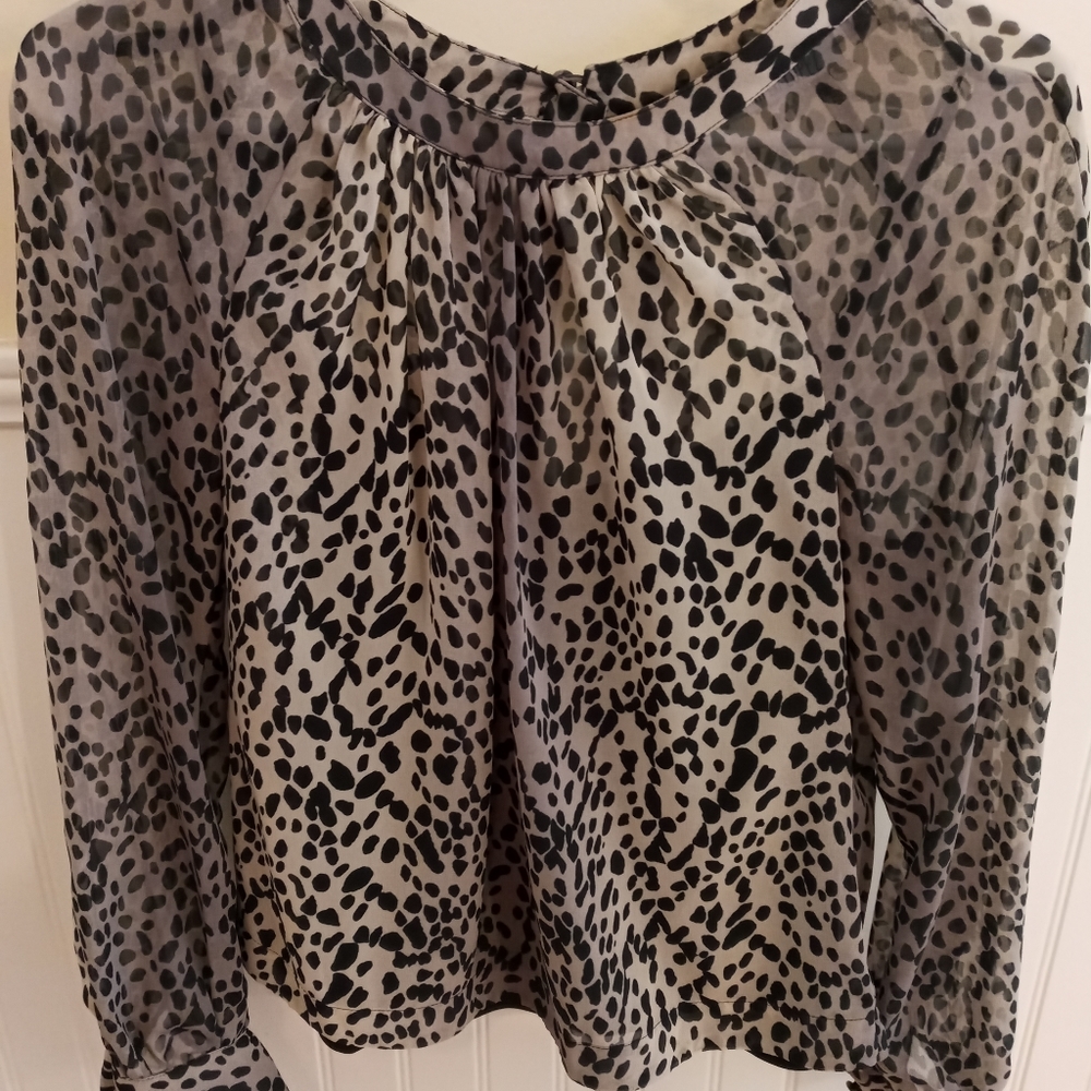 Jennifer Lopez blouse